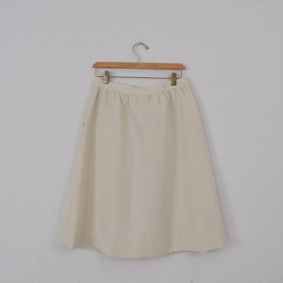 Vintage 80s Beige Knee Skirt | 31 waist - Picture 3 of 7